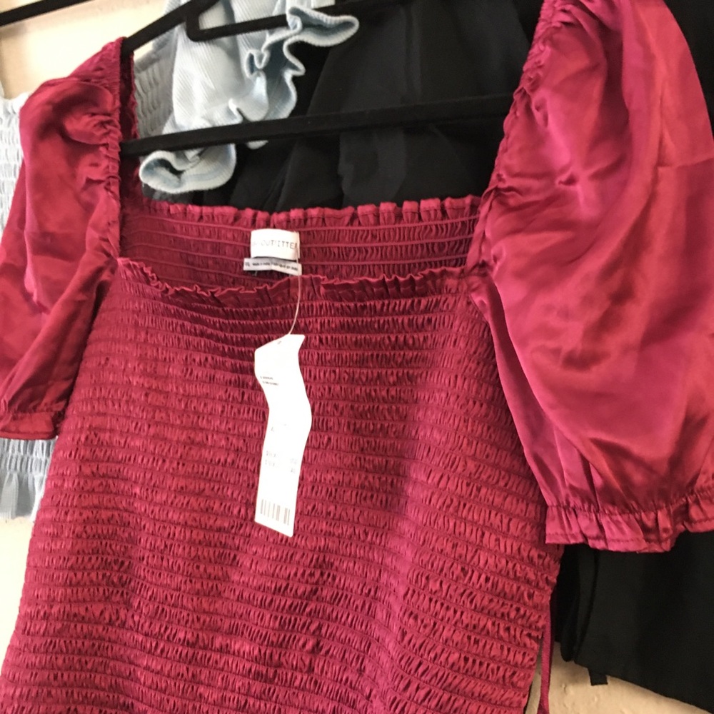 Urban Outfitters Abound Good Luck Gem Crop Top Bundle (3) Size XL/L Pink Black - Picture 3 of 10